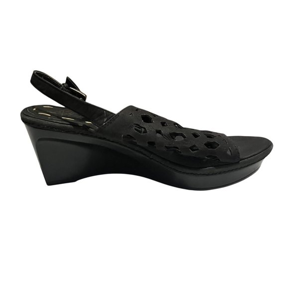 B Makowsky Womens BFSolly Wedge Sandal Black Leather Size 8M - Picture 2 of 10